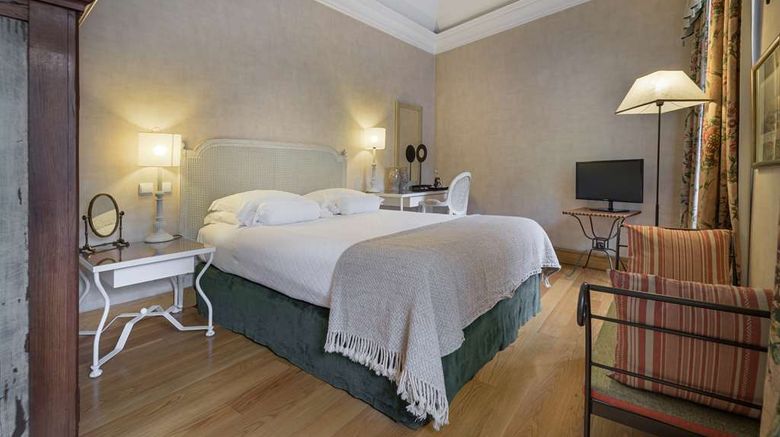 <b>Solar do Castelo Room</b>. Images powered by <a href="https://iceportal.shijigroup.com/" title="IcePortal" target="_blank">IcePortal</a>.