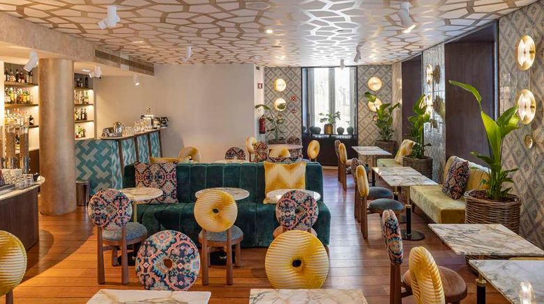 <b>Heritage Av Liberdade Restaurant</b>. Images powered by <a href="https://iceportal.shijigroup.com/" title="IcePortal" target="_blank">IcePortal</a>.
