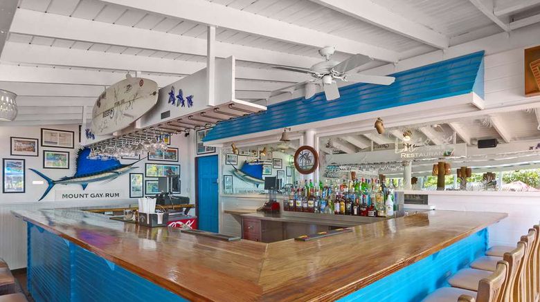 <b>Coconut Court Beach Hotel Restaurant</b>. Images powered by <a href="https://iceportal.shijigroup.com/" title="IcePortal" target="_blank">IcePortal</a>.