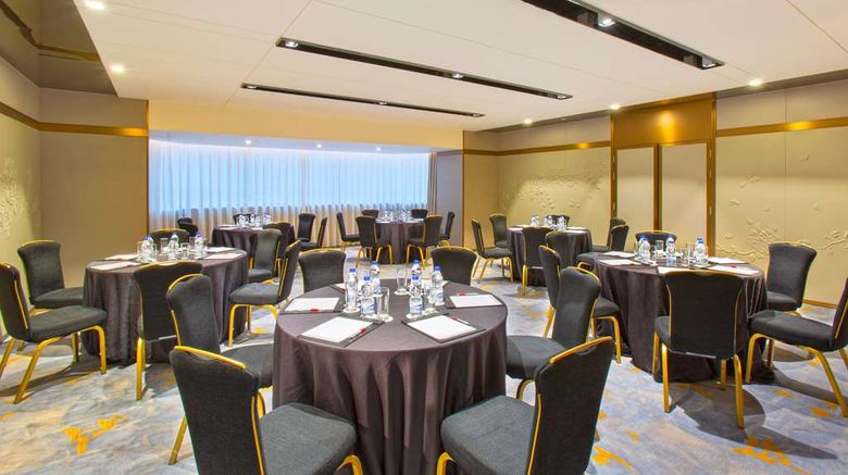 <b>China Hotel, Guangzhou Meeting</b>. Images powered by <a href="https://iceportal.shijigroup.com/" title="IcePortal" target="_blank">IcePortal</a>.