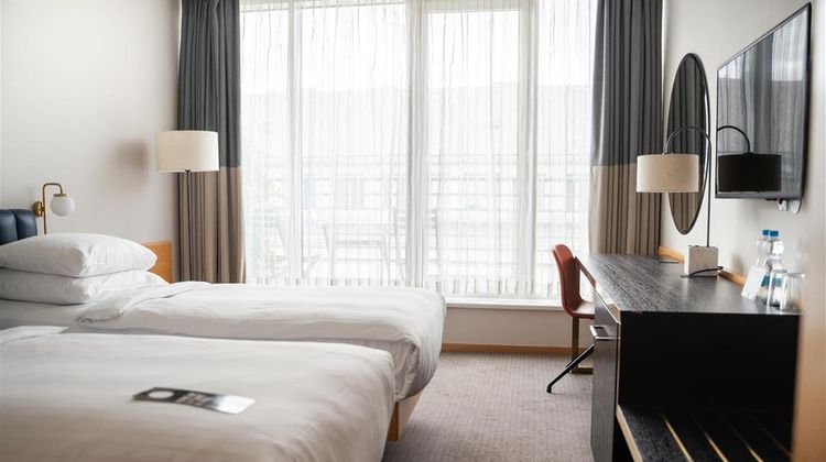 K+K Hotel Fenix Room