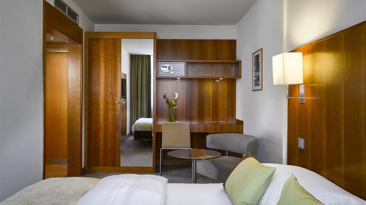 K+K Hotel am Harras Room