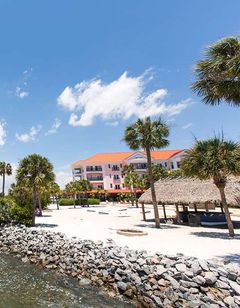 Charleston Harborside Resort & Marina