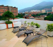 Hotel MS Chipichape Exterior