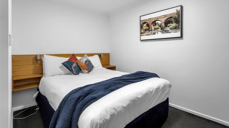 Elphin Villas Room. Images powered by <a href="https://iceportal.shijigroup.com" target="_blank" rel="noopener">Ice Portal</a>.