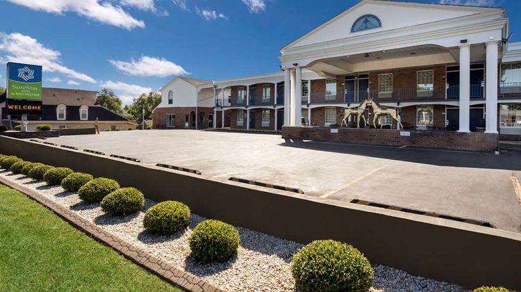 SureStay by BW General Nelson Bardstown Exterior
