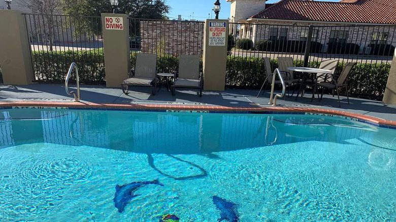 <b>SureStay Plus by Best Western Mesquite Pool</b>. Images powered by <a href="https://iceportal.shijigroup.com/" title="IcePortal" target="_blank">IcePortal</a>.