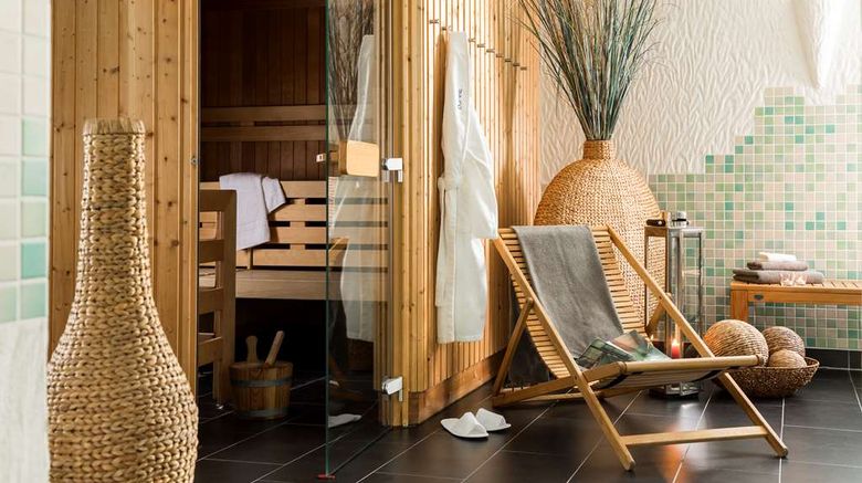 <b>Dorint Parkhotel Siegen Spa</b>. Images powered by <a href="https://iceportal.shijigroup.com/" title="IcePortal" target="_blank">IcePortal</a>.