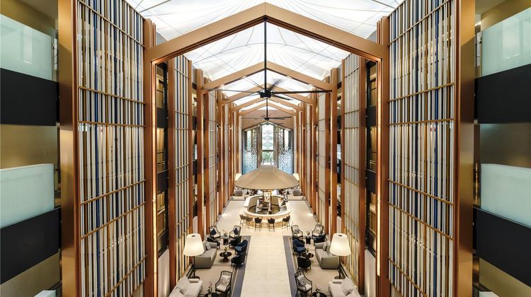 DoubleTree by Hilton Phuket Banthai Lobby