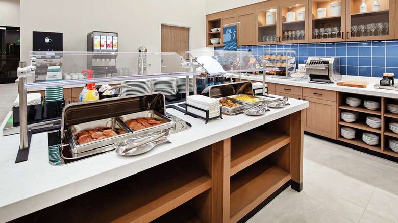 <b>Homewood Suites San Diego Central Restaurant</b>. Images powered by <a href="https://iceportal.shijigroup.com/" title="IcePortal" target="_blank">IcePortal</a>.