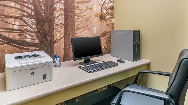 <b>Clarion Inn & Suites Medford Other</b>. Images powered by <a href="https://iceportal.shijigroup.com/" title="IcePortal" target="_blank">IcePortal</a>.