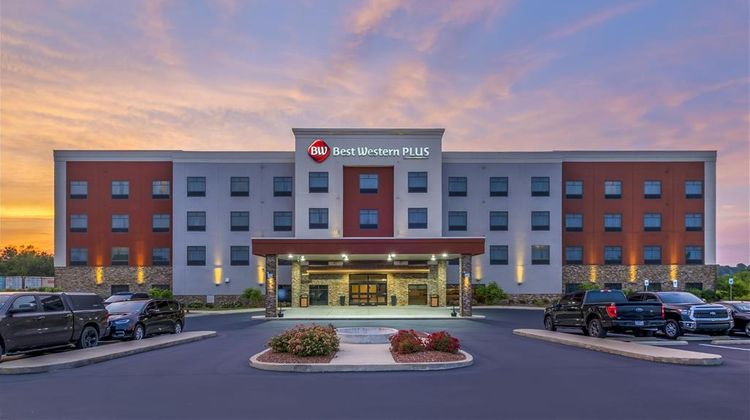 Best Western Plus Elizabethtown Inn Stes Exterior