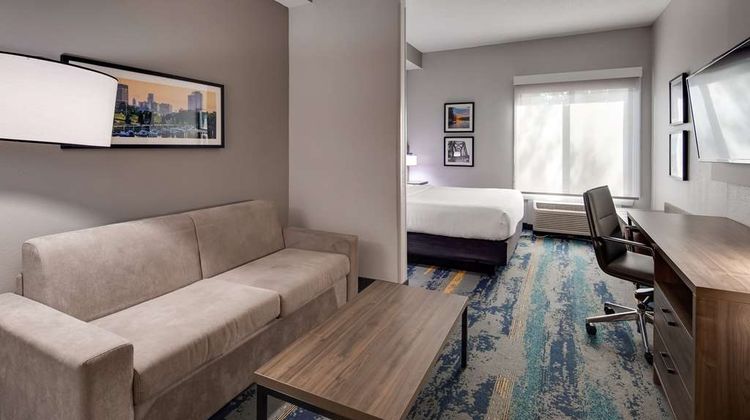 Best Western Plus Augusta North Inn Room