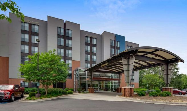 Best Western Plus Augusta North Inn Exterior