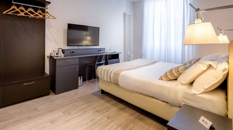 <b>Best Western Plus Royal Superga Hotel Room</b>. Images powered by <a href="https://iceportal.shijigroup.com/" title="IcePortal" target="_blank">IcePortal</a>.