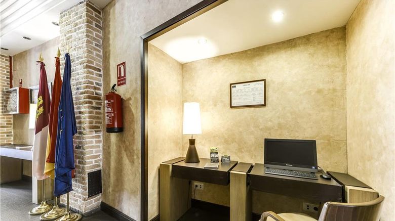 <b>Sercotel Alfonso VI Lobby</b>. Images powered by <a href="https://iceportal.shijigroup.com/" title="IcePortal" target="_blank">IcePortal</a>.