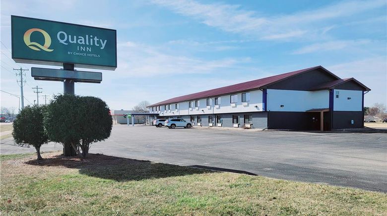 <b>Quality Inn Exterior</b>. Images powered by <a href="https://iceportal.shijigroup.com/" title="IcePortal" target="_blank">IcePortal</a>.