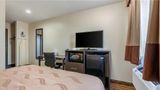<b>Quality Inn Room</b>. Images powered by <a href="https://iceportal.shijigroup.com/" title="IcePortal" target="_blank">IcePortal</a>.