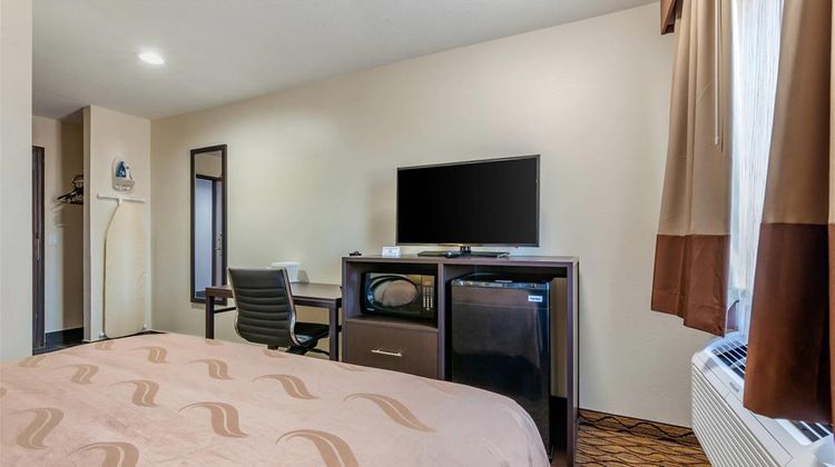 Quality Inn Room