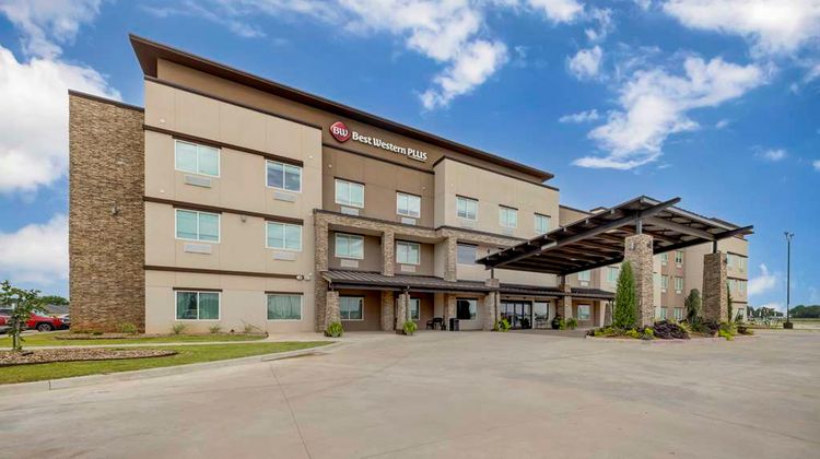 Best Western Plus Chickasha Inn Exterior