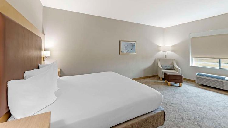 Best Western Plus Chickasha Inn Room