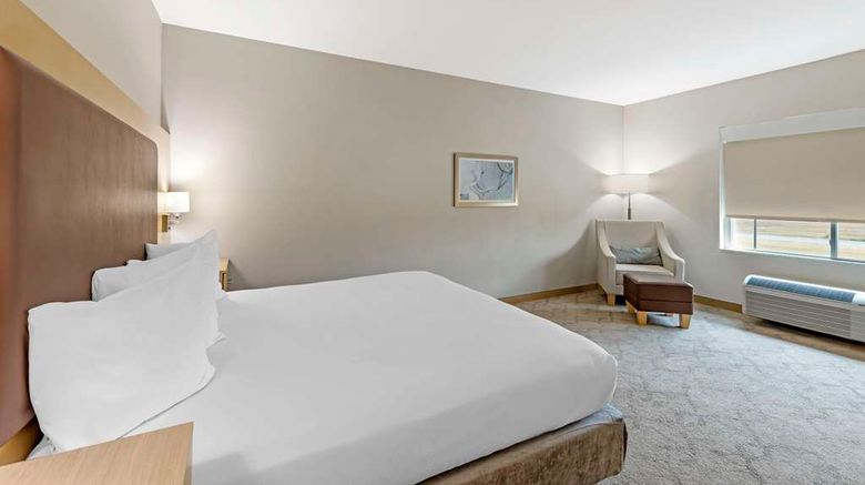 <b>Best Western Plus Chickasha Inn Room</b>. Images powered by <a href="https://iceportal.shijigroup.com/" title="IcePortal" target="_blank">IcePortal</a>.