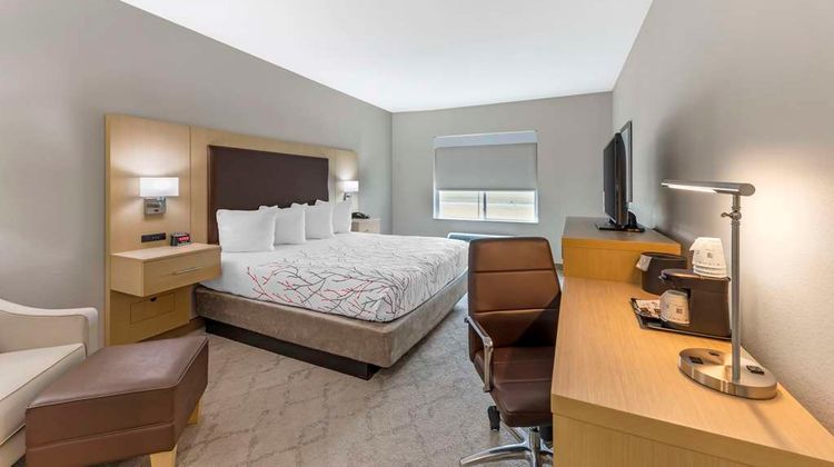 Best Western Plus Chickasha Inn Room