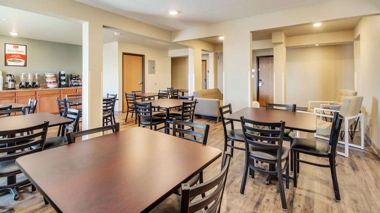 Econo Lodge Burlington Restaurant