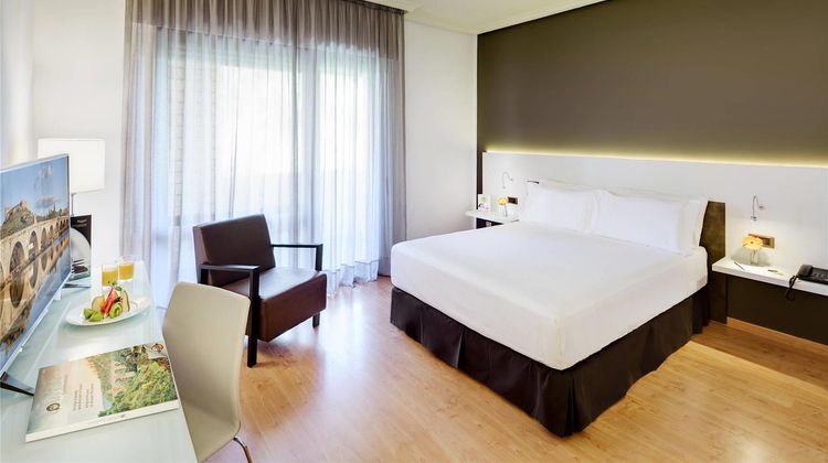 Sercotel Gran Hotel Zurbaran Room