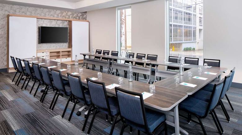 <b>Hyatt House Nashville at Vanderbilt Meeting</b>. Images powered by <a href="https://iceportal.shijigroup.com/" title="IcePortal" target="_blank">IcePortal</a>.