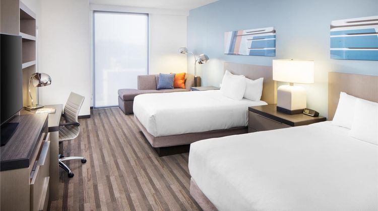 Hyatt House Nashville at Vanderbilt Room