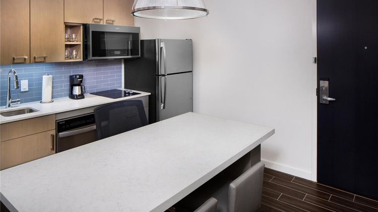 Hyatt House Nashville at Vanderbilt Suite