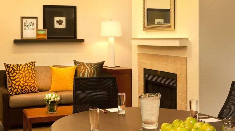 Tysons Corner Suites, A Baymont by Wyndham Suite