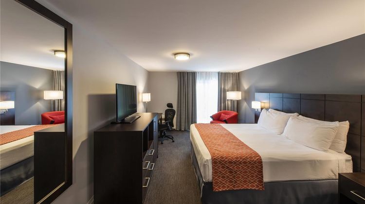 Georgian Bay Hotel & Conference Centre Room