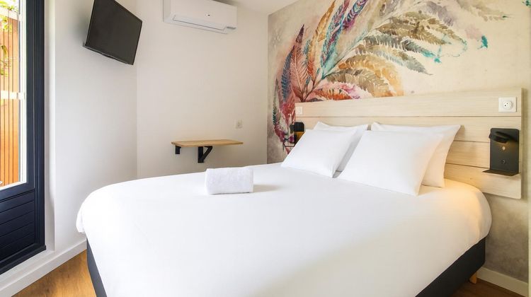 Ocub Hotel Room