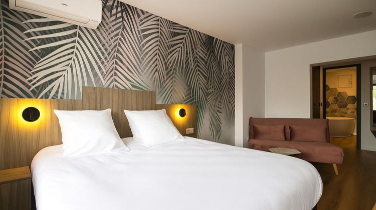 Ocub Hotel Room