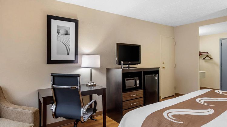 Quality Inn & Suites Room