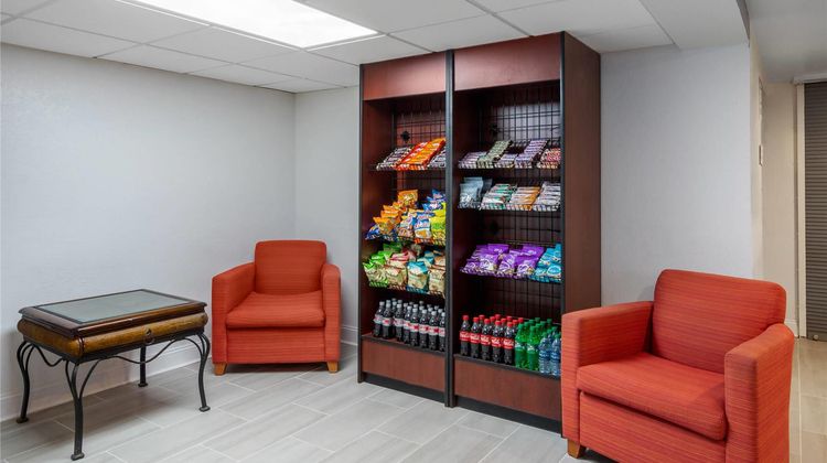 Quality Inn & Suites Other