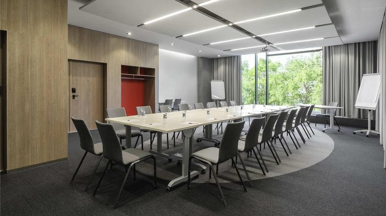 <b>Novotel Almaty City Center Meeting</b>. Images powered by <a href="https://iceportal.shijigroup.com/" title="IcePortal" target="_blank">IcePortal</a>.