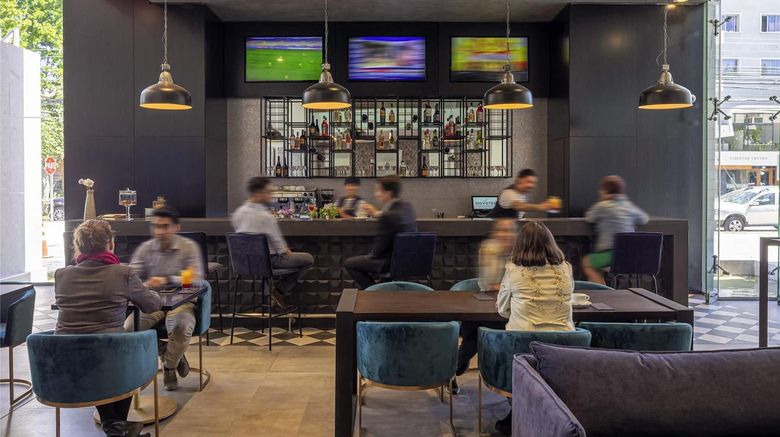 <b>Novotel Vina Del Mar Restaurant</b>. Images powered by <a href="https://iceportal.shijigroup.com/" title="IcePortal" target="_blank">IcePortal</a>.