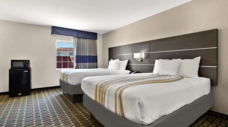 SureStay Plus by Best Western Tulsa East Room