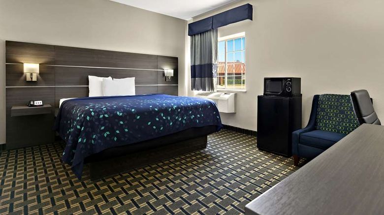 <b>SureStay Plus by Best Western Tulsa East Room</b>. Images powered by <a href="https://iceportal.shijigroup.com/" title="IcePortal" target="_blank">IcePortal</a>.