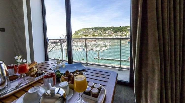 Le Grand Pavois Hotel Restaurant
