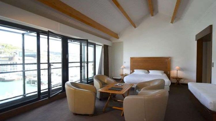 Le Grand Pavois Hotel Room