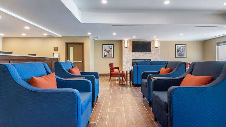 <b>Comfort Inn & Suites Napanee Lobby</b>. Images powered by <a href="https://iceportal.shijigroup.com/" title="IcePortal" target="_blank">IcePortal</a>.