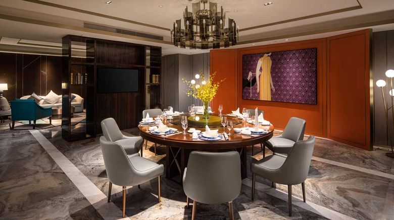<b>Radisson Ningbo Beilun Restaurant</b>. Images powered by <a href="https://iceportal.shijigroup.com/" title="IcePortal" target="_blank">IcePortal</a>.