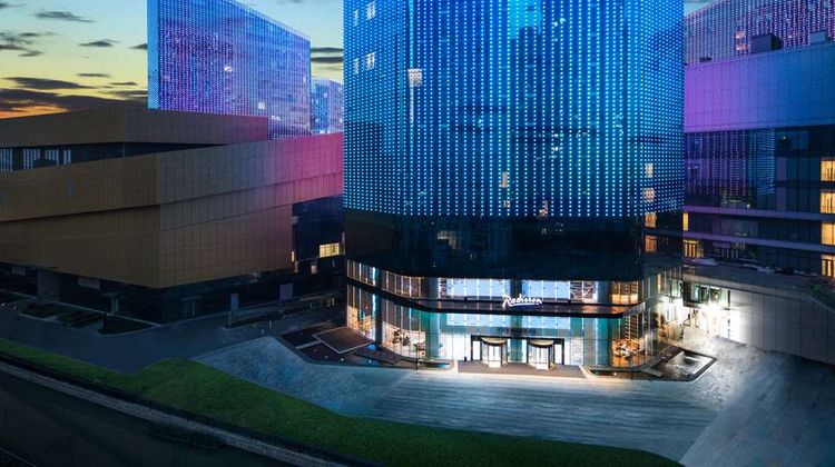 Radisson Ningbo Beilun Exterior