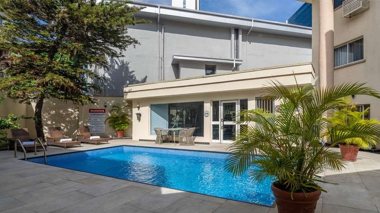 PI Apartments Lagos Victoria Island Pool