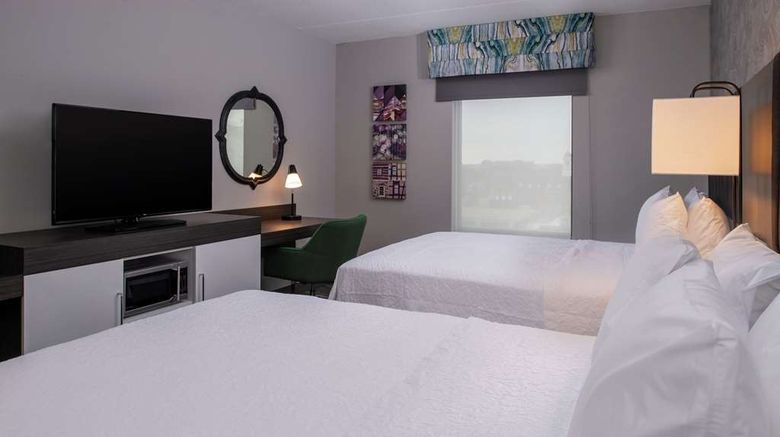 <b>Hampton Inn Winston-Salem Downtown Room</b>. Images powered by <a href="https://iceportal.shijigroup.com/" title="IcePortal" target="_blank">IcePortal</a>.