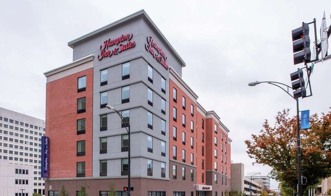Hampton Inn Winston-Salem Downtown Exterior